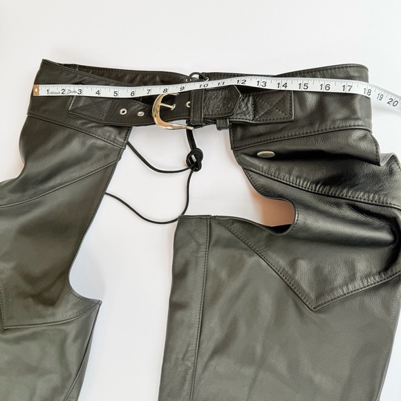 Men’s Genuine Harley Davidson USA Made Leather Chaps Size Large - Picture 8 of 16